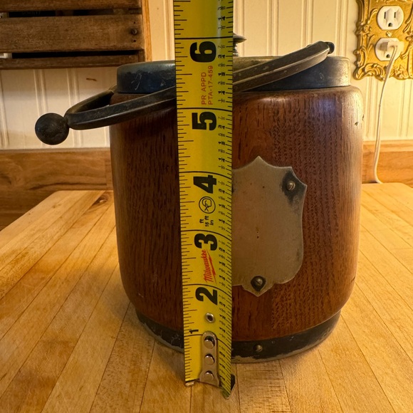 Antique ice box - Picture 5 of 5